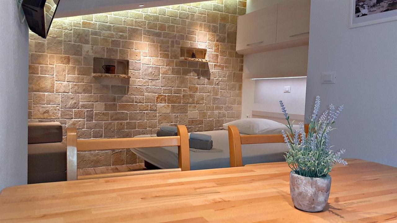 Apartmán Stone House Bonaca Baška Voda Exteriér fotografie